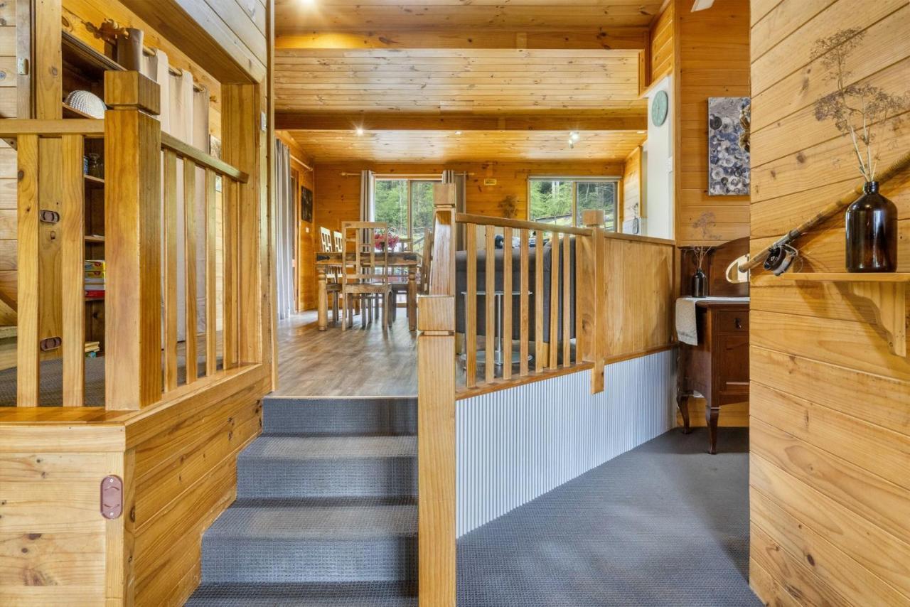 Mole Creek Cabins מראה חיצוני תמונה
