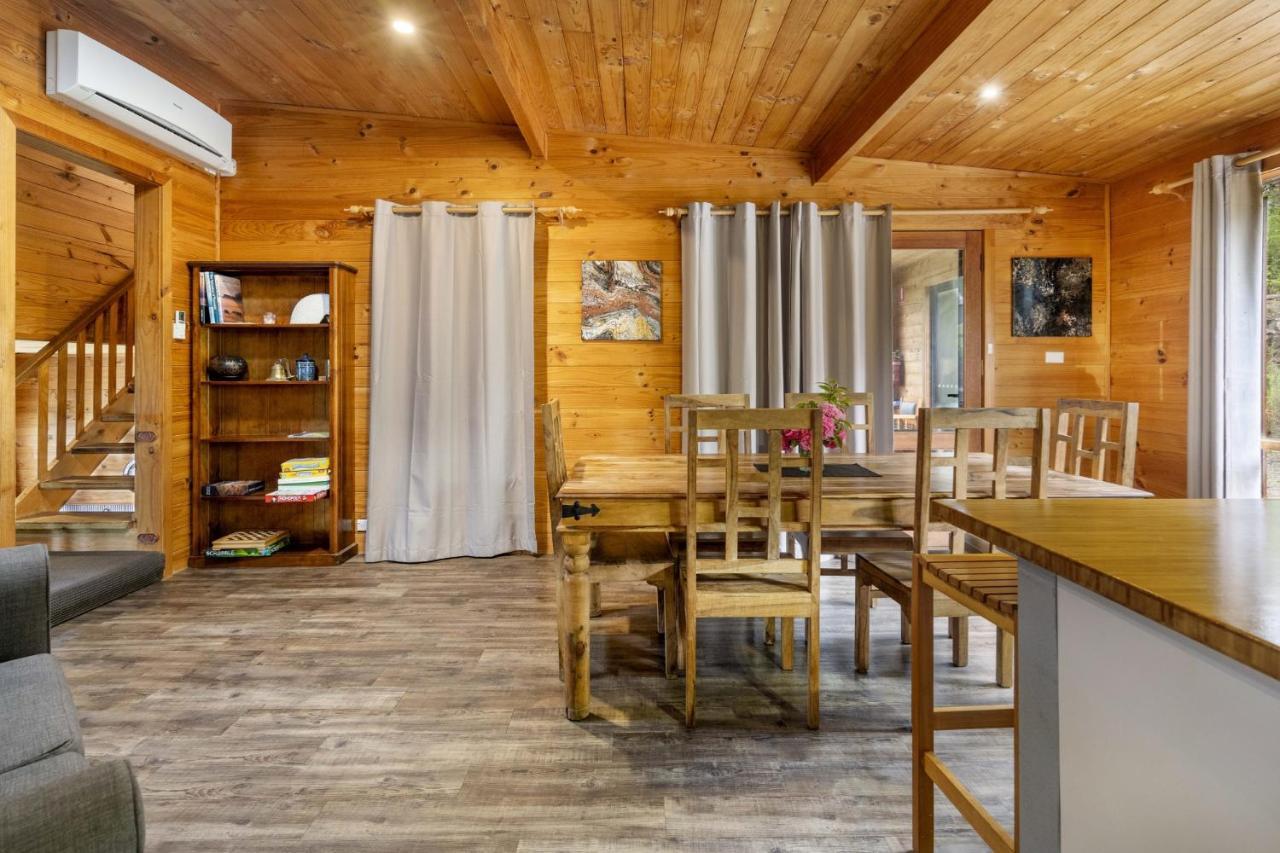 Mole Creek Cabins מראה חיצוני תמונה